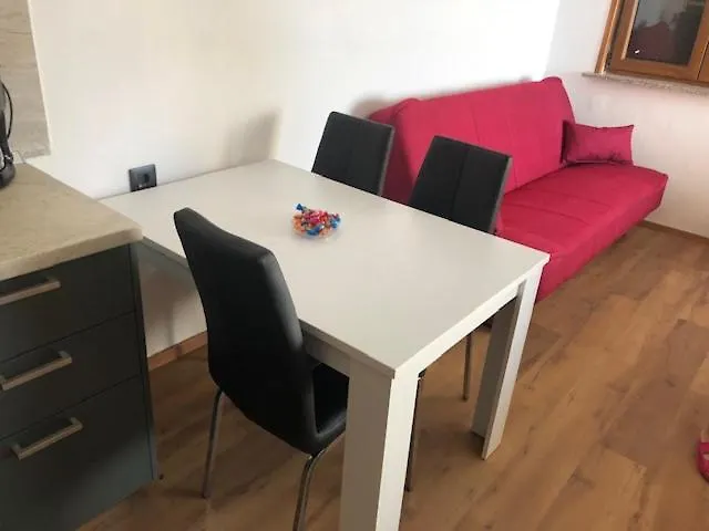 Guest house Apartment Almira Pula